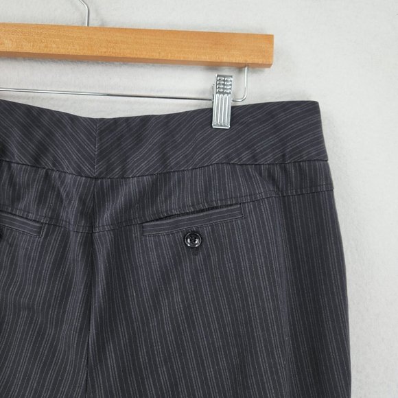 Willow and Clay Pants Womens 12 Black Gray Pinstripe Wide Leg Career Trousers - Picture 8 of 10